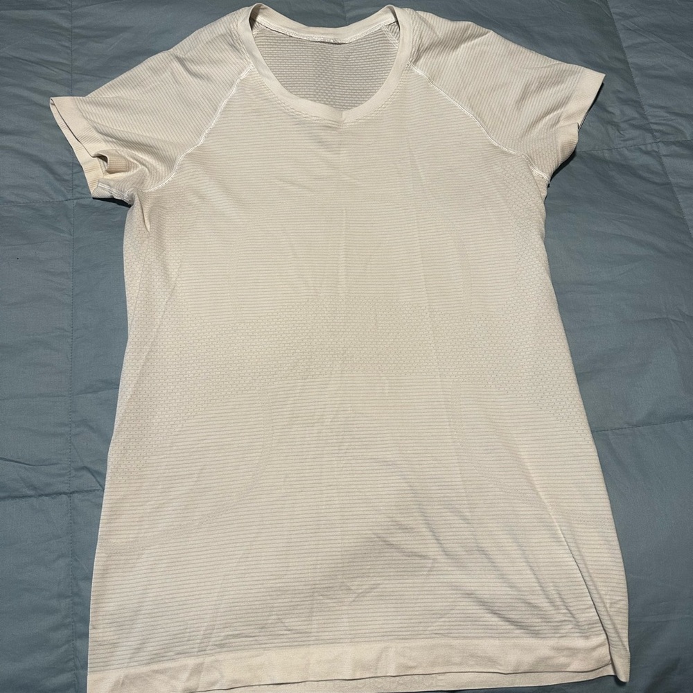 Lululemon Swiftly Tech Top Size 10 - image 1